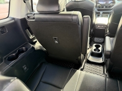 Used 2020  Toyota Highlander 4d SUV AWD Platinum at North Country Auto near Presque Isle, ME