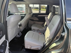 Used 2019  Toyota Highlander 4d SUV AWD XLE at North Country Auto near Presque Isle, ME