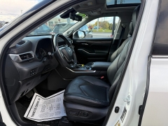 Used 2020  Toyota Highlander 4d SUV AWD Platinum at North Country Auto near Presque Isle, ME