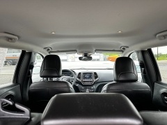 Used 2021 Jeep Cherokee Trailhawk 4x4 at North Country Auto near Presque Isle, ME