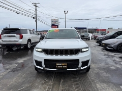 Used 2023  Jeep Grand Cherokee L Limited 4x4 at North Country Auto near Presque Isle&comma; ME