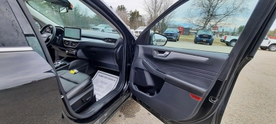 Used 2023  Ford Escape Platinum AWD at North Country Auto near Presque Isle&comma; ME