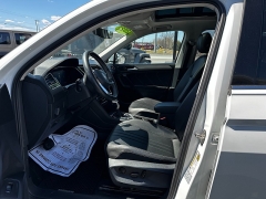 Used 2022 Volkswagen Tiguan 2.0T SE 4MOTION at North Country Auto near Presque Isle, ME