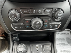Used 2021 Jeep Cherokee Trailhawk 4x4 at North Country Auto near Presque Isle, ME