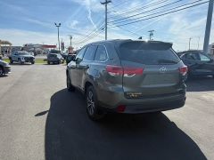 Used 2019  Toyota Highlander 4d SUV AWD XLE at North Country Auto near Presque Isle, ME