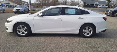 Used 2022  Chevrolet Malibu 4dr Sdn LT at North Country Auto near Presque Isle, ME