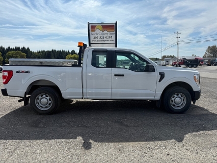 2021 Ford F-150 XL's photo