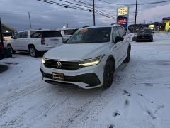 Used 2022  Volkswagen Tiguan 2&period;0T SE R-Line Black 4MOTION at North Country Auto near Presque Isle&comma; ME