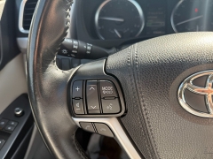 Used 2019  Toyota Highlander 4d SUV AWD XLE at North Country Auto near Presque Isle, ME