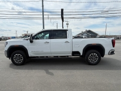 Used 2024  GMC Sierra 2500HD 4WD Crew Cab 159" SLT Dsl at North Country Auto near Presque Isle&comma; ME