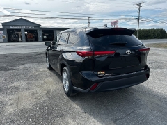 Used 2023 Toyota Highlander XLE AWD at North Country Auto near Presque Isle, ME