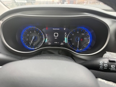 Used 2023  Chrysler Pacifica Touring L FWD at Naples Auto Sales near Vernal&comma; UT