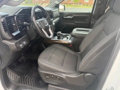 Used 2022  GMC Sierra 1500 4WD Crew Cab 157" Elevation at Naples Auto Sales near Vernal&comma; UT