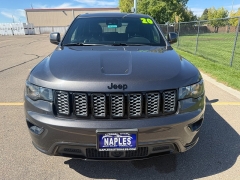 Used 2020  Jeep Grand Cherokee 4d SUV 4WD Laredo Altitude at Naples Auto Sales near Vernal&comma; UT