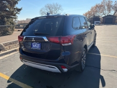 Used 2020  Mitsubishi Outlander 4d SUV AWC ES at Naples Auto Sales near Vernal&comma; UT