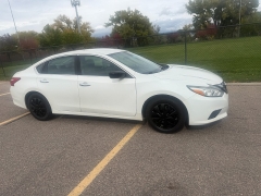 Used 2016  Nissan Altima 4d Sedan 2&period;5L at Naples Auto Sales near Vernal&comma; UT