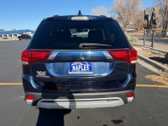 Used 2020  Mitsubishi Outlander 4d SUV AWC ES at Naples Auto Sales near Vernal&comma; UT