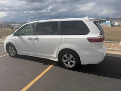 Used 2019  Toyota Sienna 4d Wagon FWD L 7-Passenger at Naples Auto Sales near Vernal&comma; UT