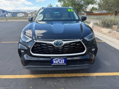 Used 2022  Toyota Highlander Hybrid XLE AWD at Naples Auto Sales near Vernal&comma; UT