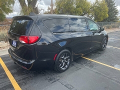 Used 2018 Chrysler Pacifica 4d Wagon Touring Plus at Naples Auto Sales near Vernal, UT