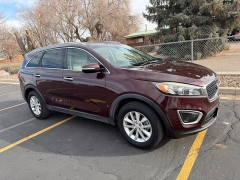 Used 2017  Kia Sorento 4d SUV FWD L at Naples Auto Sales near Vernal&comma; UT