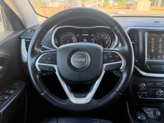 Used 2016  Jeep Cherokee 4d SUV 4WD Trailhawk V6 at Naples Auto Sales near Vernal&comma; UT