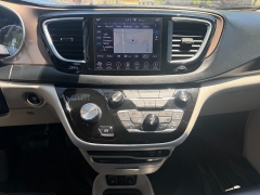 Used 2018  Chrysler Pacifica 4d Wagon Touring L Plus at Naples Auto Sales near Vernal&comma; UT