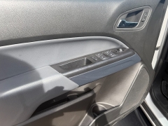 Used 2019  Ram 1500 4WD Crew Cab Laramie at Naples Auto Sales near Vernal&comma; UT