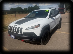  2016 Jeep Cherokee 4d SUV 4WD Trailhawk V6 at Naples Auto Sales near Vernal&comma; UT