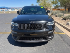 Used 2018  Jeep Grand Cherokee 4d SUV 4WD Overland V6 High Altitude at Naples Auto Sales near Vernal&comma; UT