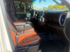 Used 2022  GMC Sierra 2500HD 4WD Crew Cab 159" SLE Dsl at Naples Auto Sales near Vernal&comma; UT
