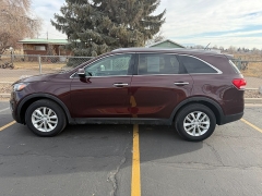 Used 2017  Kia Sorento 4d SUV FWD L at Naples Auto Sales near Vernal&comma; UT