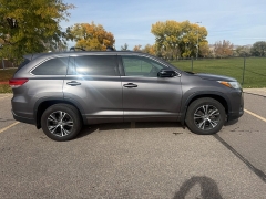 Used 2018  Toyota Highlander 4d SUV AWD LE at Naples Auto Sales near Vernal&comma; UT