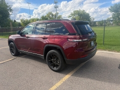 Used 2025  Jeep Grand Cherokee Altitude 4x4 at Naples Auto Sales near Vernal&comma; UT