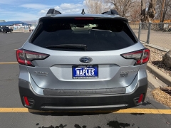 Used 2020  Subaru Outback 4d SUV AWD Premium at Naples Auto Sales near Vernal&comma; UT