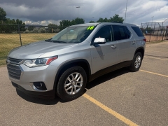 Used 2018  Chevrolet Traverse 4d SUV AWD LT Cloth w&sol;1LT at Naples Auto Sales near Vernal&comma; UT
