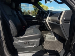 Used 2022  Ford Super Duty F-350 4WD LARIAT Crew Cab SRW 6&period;75' Box at Naples Auto Sales near Vernal&comma; UT