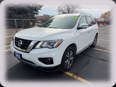 Used 2019  Nissan Pathfinder 4d SUV 4WD SL at Naples Auto Sales near Vernal&comma; UT