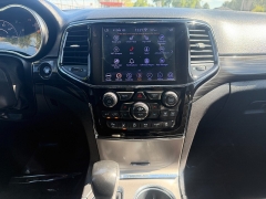 Used 2020  Jeep Grand Cherokee 4d SUV 4WD Laredo Altitude at Naples Auto Sales near Vernal&comma; UT