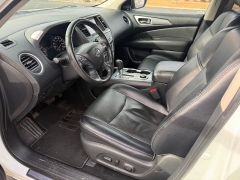 Used 2019  Nissan Pathfinder 4d SUV 4WD SL at Naples Auto Sales near Vernal&comma; UT