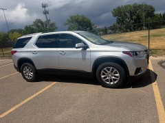 Used 2018  Chevrolet Traverse 4d SUV AWD LT Cloth w&sol;1LT at Naples Auto Sales near Vernal&comma; UT