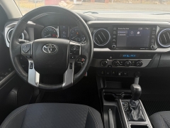 Used 2021  Toyota Tacoma 4WD SR5 Double Cab 5ft Bed V6 AT at Naples Auto Sales near Vernal&comma; UT