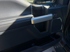 Used 2022  Ford Super Duty F-350 4WD LARIAT Crew Cab SRW 6&period;75' Box at Naples Auto Sales near Vernal&comma; UT
