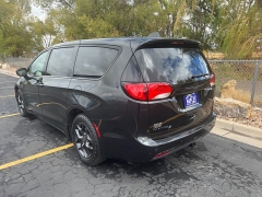 Used 2018 Chrysler Pacifica 4d Wagon Touring Plus at Naples Auto Sales near Vernal, UT