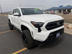 Used 2025  Toyota Tacoma 4WD SR5 Double Cab 5ft Bed AT at Naples Auto Sales near Vernal&comma; UT