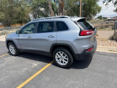 Used 2014  Jeep Cherokee 4d SUV 4WD Latitude V6 at Naples Auto Sales near Vernal&comma; UT