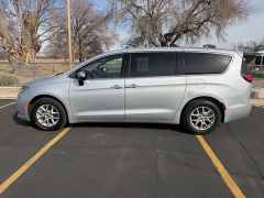Used 2023  Chrysler Pacifica Touring L FWD at Naples Auto Sales near Vernal&comma; UT