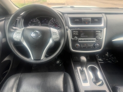 Used 2016  Nissan Altima 4d Sedan 2&period;5L at Naples Auto Sales near Vernal&comma; UT