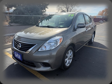 2014 Nissan Versa Sedan SV