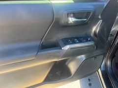 Used 2022  Toyota Tacoma 4WD TRD Sport Double Cab 5ft Bed V6 AT at Naples Auto Sales near Vernal, UT